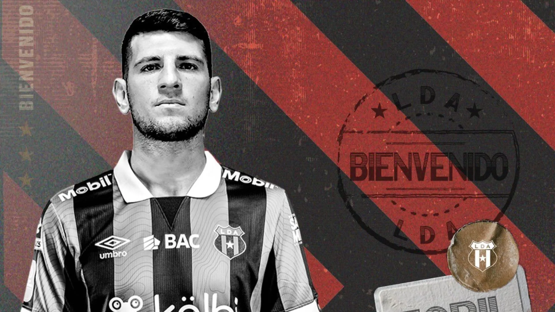 Alberto Toril fue presentado como nuevo jugador de Alajuelense.