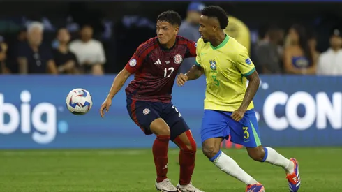 INGLEWOOD, CALIFORNIA – JUNE 24: Warren Madrigal of Costa Rica battles for possession with Eder Militao of Brazil during the CONMEBOL Copa America 2024 Group D match between Brazil and Costa Rica at SoFi Stadium on June 24, 2024 in Inglewood, California. (Photo by Buda Mendes/Getty Images)
