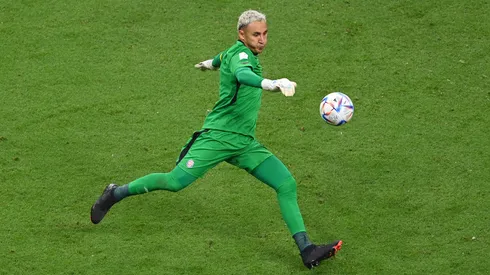 La búsqueda de un nuevo guardameta se ha convertido en una prioridad para el equipo madrileño, que necesita una figura de confianza bajo los tres palos. A pesar de los rumores y especulaciones que vinculaban a Keylor con el club franjirrojo, finalmente han optado por otra opción.