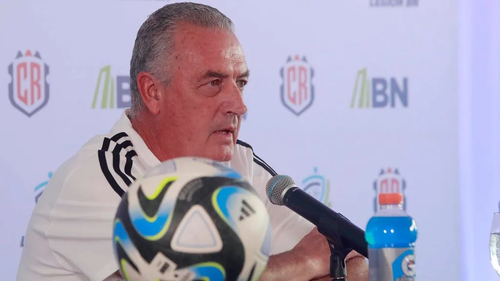 A Gustavo Alfaro, Colombia le preocupa tanto como Brasil. (IMAGO)