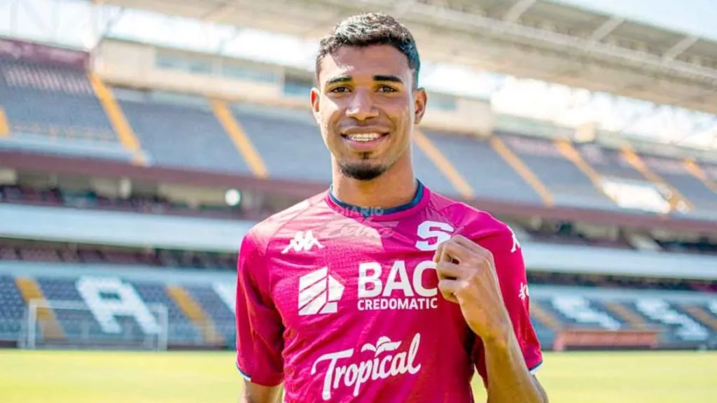 Gerald Taylor tendría avanzada su salida del Saprissa.