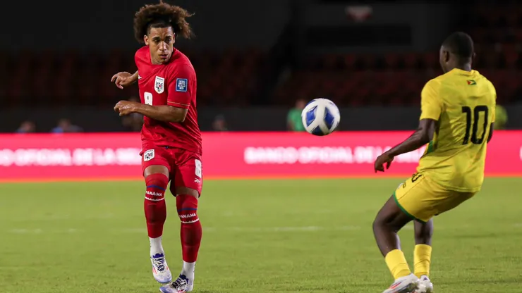 Carrasquilla es otra baja para Panamá