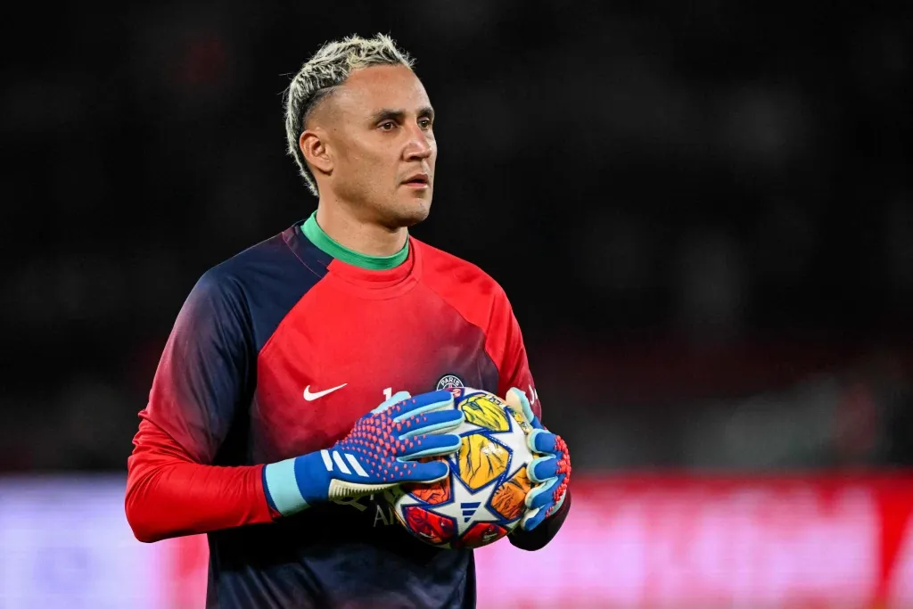 Keylor Navas con la camiseta del PSG