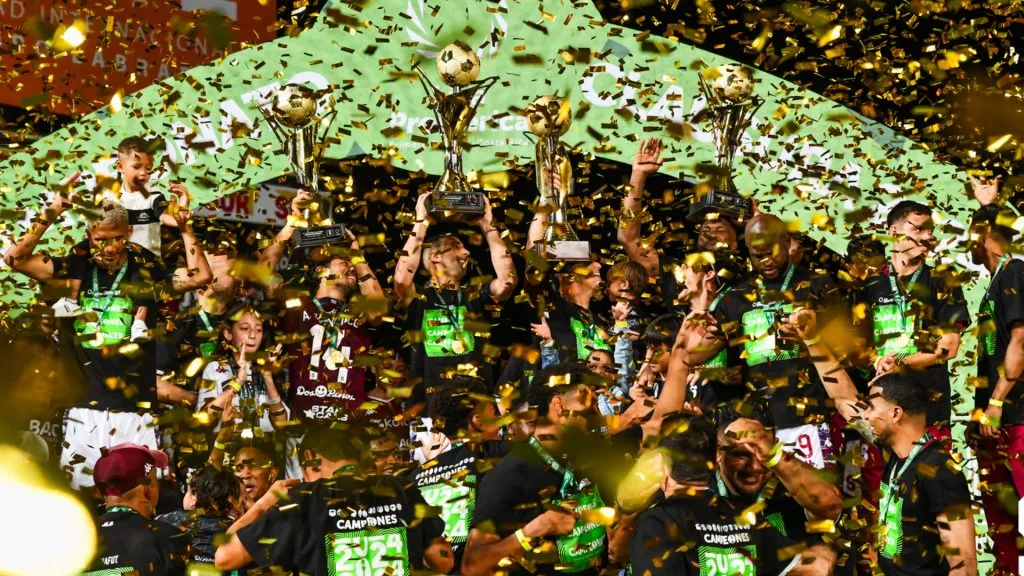 Saprissa salió campeón hace dos semanas pero ya piensa en el pentacampeonato. (Deportivo Saprissa)