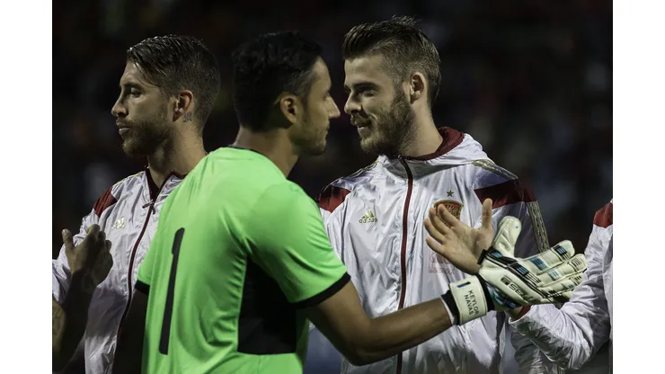 Keylor Navas y David De Gea se han cruzado en el pasado. (Foto: Getty Images)