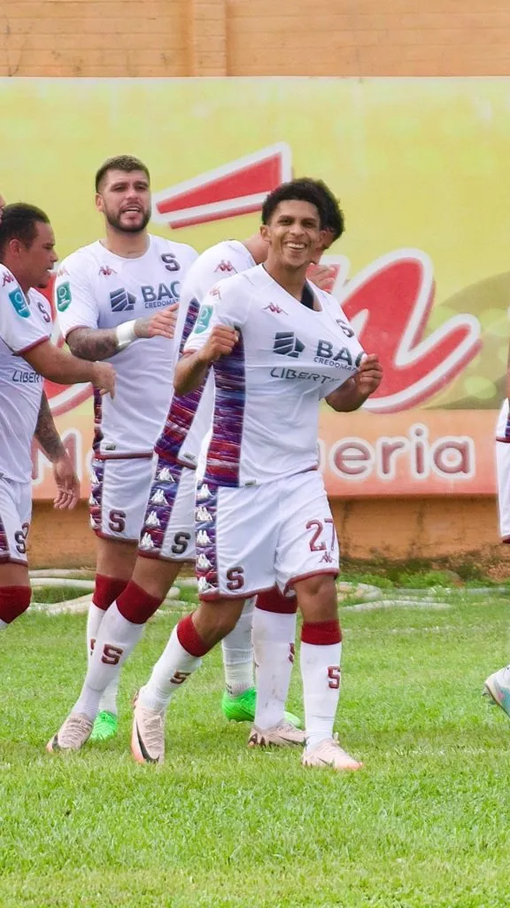 Saprissa se quedó con una importante victoria (Deportivo Saprissa).