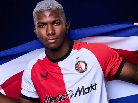 Después de años: el inesperado cambio que llega con Jeyland Mitchell al Feyenoord