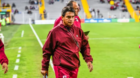 Vladimir Quesada está recibiendo cuestionamientos.