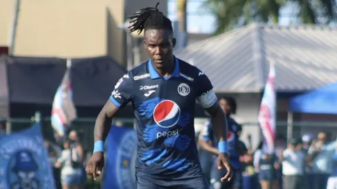 Un equipo con tradición en Sudamérica se interesa en Rubilio Castillo