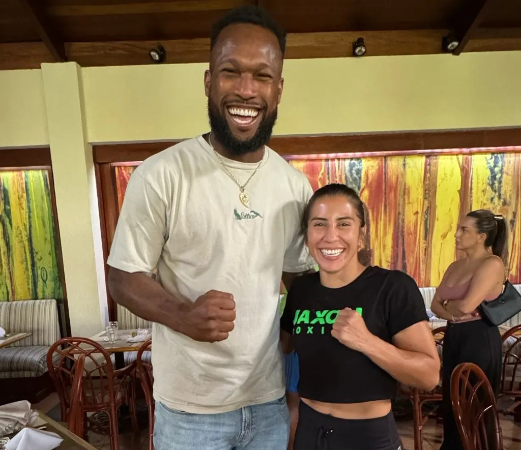 Waston y Yokasta, hombro con hombro. (Instagram)