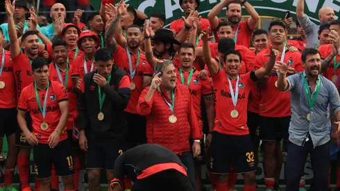 Municipal confirma el despido de dos futbolistas por indisciplina