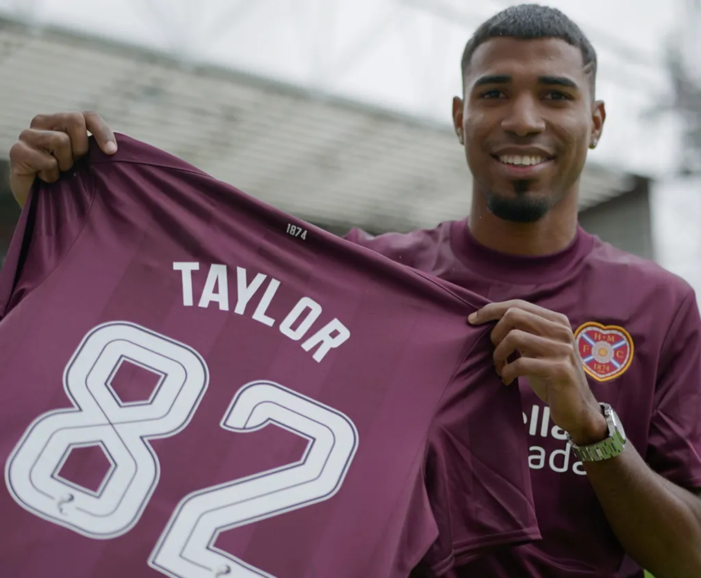 Gerald Taylor llevará el dorsal 82 en su primera experiencia como legionario. (Foto: Heart of Midlothian FC)