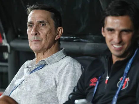 Las tres ofertas que llegaron por Alexandre Guimaraes