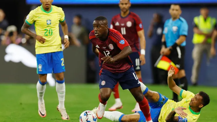 Giro inesperado para Joel Campbell y su futuro en Brasil
