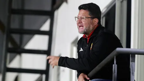 A Jafet Soto le cuestionan algunas decisiones en Herediano.