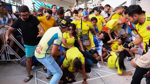De terror: graves incidentes provocan atraso en el inicio de la final de la Copa América 2024 entre Argentina y Colombia
