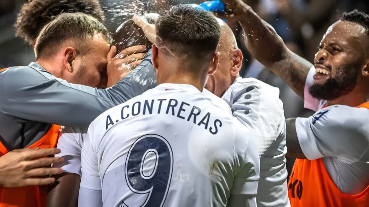 Anthony Contreras entre en la historia del Riga.