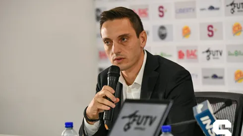 Sergio Gila sale a defender los préstamos de Saprissa vs. las ventas millonarias de Alajuelense