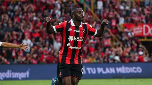 Campbell estuvo apenas una temporada en Alajuelense.