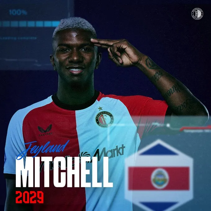 La presentación de Jeyland Mitchell en Europa (Feyenoord Rotterdam).