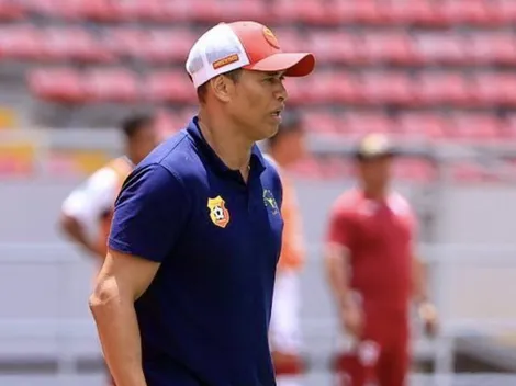 Paté Centeno amargó a Saprissa y su dedicatoria fue más que especial