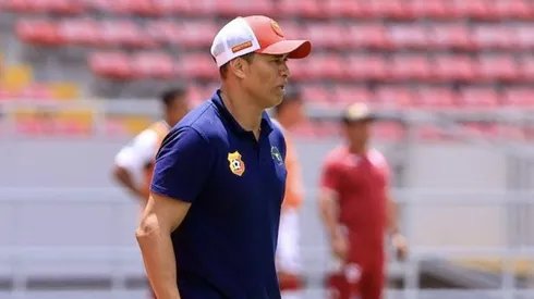 Paté Centeno amargó a Saprissa y su dedicatoria fue más que especial