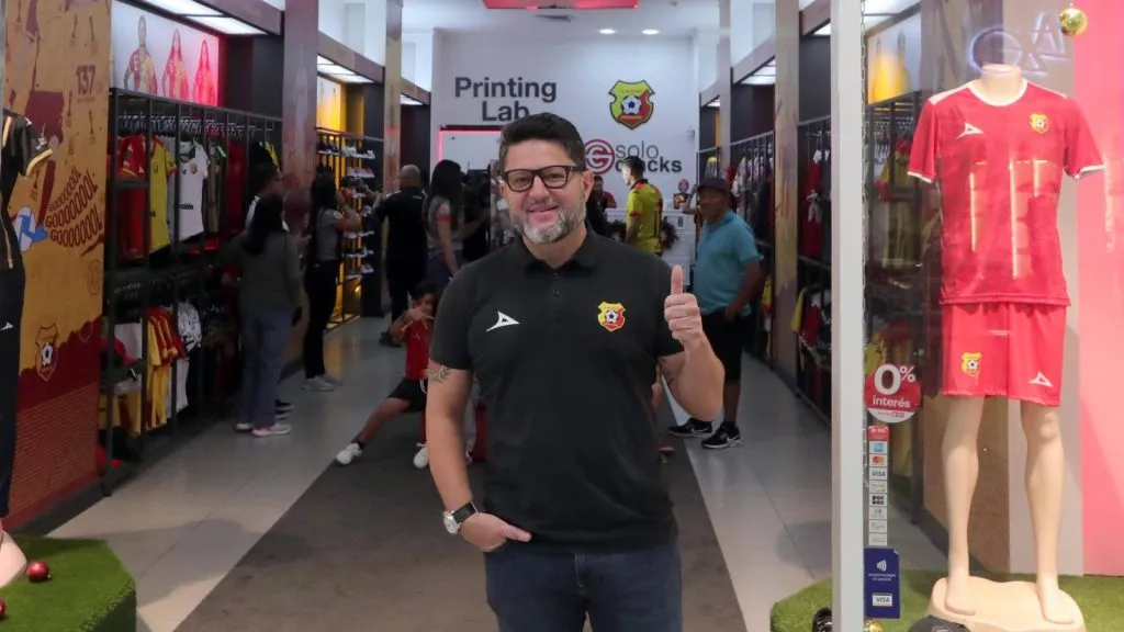 Jafet Soto maneja las riendas de Herediano. (IMAGO)