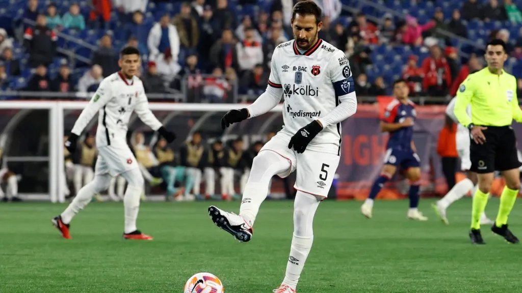 Celso Borges tiene una conexión con Messi. (IMAGO)