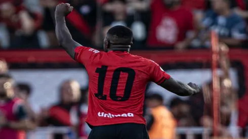 Joel Campbell se dirigió a sus haters.
