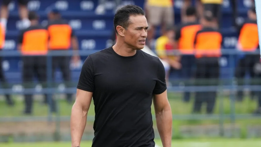 Walter Centeno analiza comprarse un club tico.