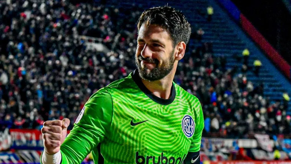 Augusto Batalla le ganó la pulseada a Keylor Navas