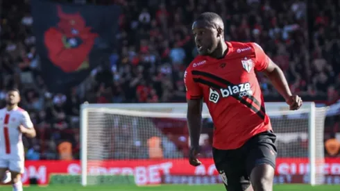 Joel Campbell consigue lo que parecía imposible en Brasil