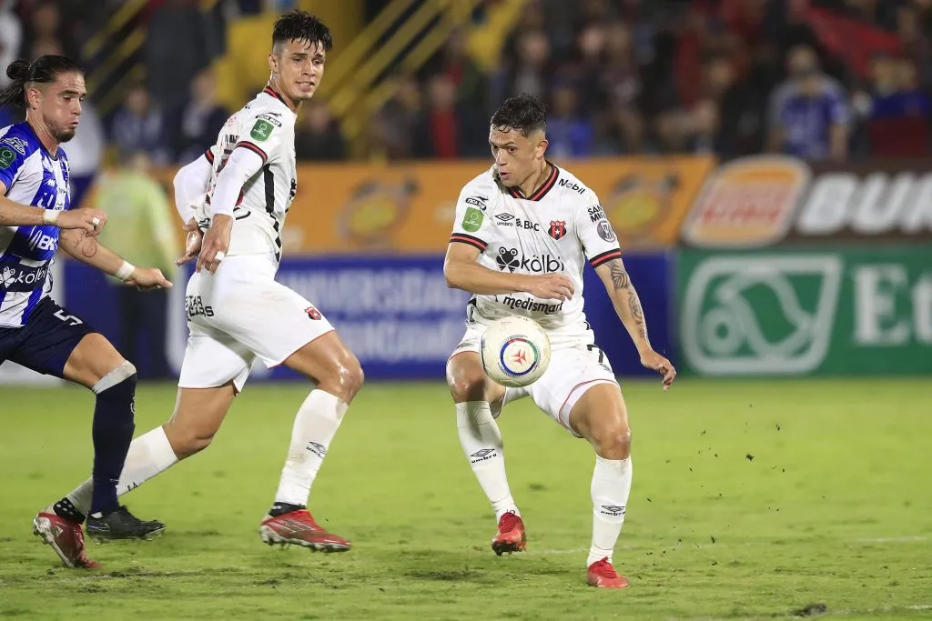 Hernández viene jugando muy poco en esta temporada. (IMAGO)