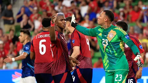 El triste presente de una persona muy especial para Jeyland Mitchell y Patrick Sequeira.