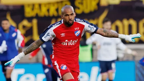 Luis Manotas Mejía fue el héroe para el título de Nacional de Uruguay