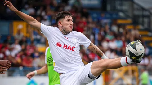 Cambio de página: Canhoto le avisa a Alajuelense su nuevo objetivo.