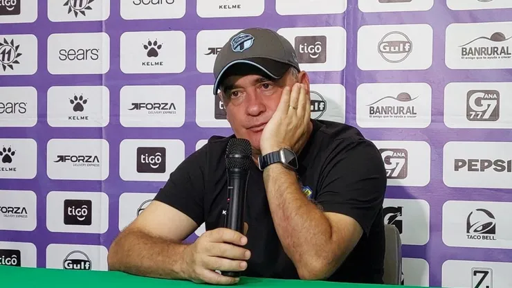 ¿Tirará la toalla? Willy Olivera fue contundente tras la derrota de Comunicaciones ante Municipal