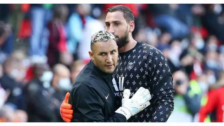 Keylor Navas sufre una vez más la sombra de Donnarumma en Europa