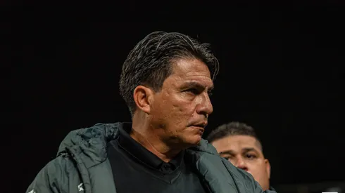 Vladimir Quesada no seguirá en Saprissa.