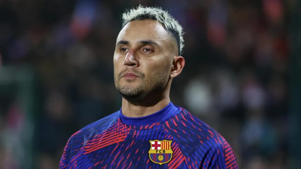 Keylor Navas y los colores del Barcelona. (IMAGO)