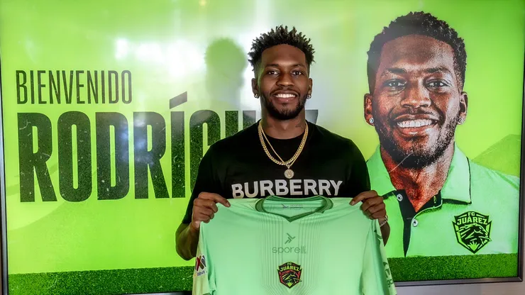 Puma Rodríguez en su llegada a FC Juárez.