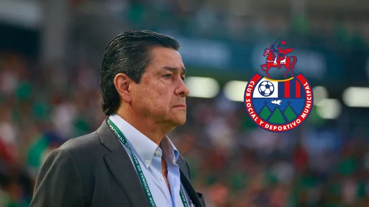 Luis Fernando Tena, DT de Guatemala.