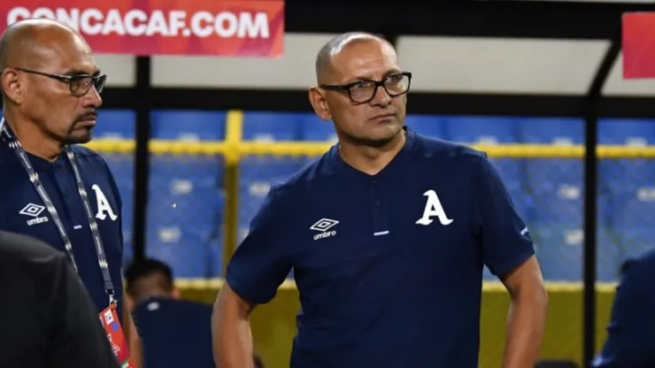 El entrenador de Alianza hace importante exigencia a las nuevas autoridades del futbol de El Salvador
