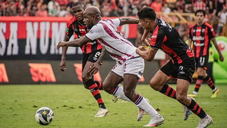 Ex jugador de Saprissa y Alajuelense se retira del fútbol por un inesperado motivo.