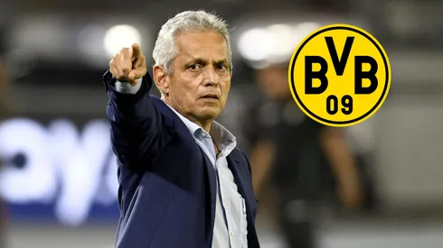 Rueda va por un jugador del Borussia Dortmund.