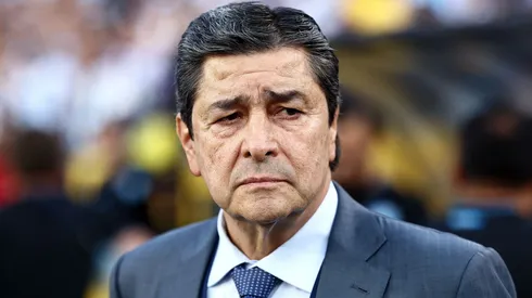 Luis Fernando Tena, DT de Guatemala.