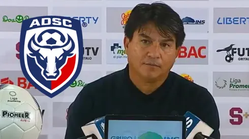 Vladimir Quesada es advertido antes de medirse con el líder del Apertura.