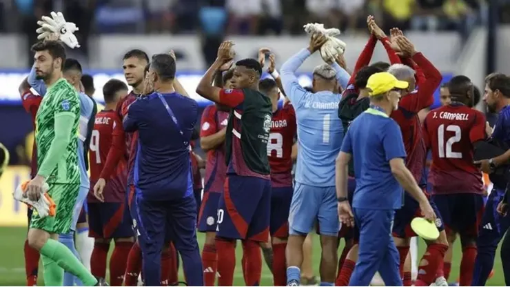 Todos enfrentados: fuertes cruces entre jugadores de la Selección de Costa Rica