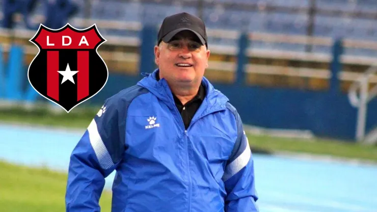 Willy Olivera, DT de Comunicaciones.