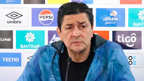 Luis Fernando Tena confirma que tiene un problema para el debut de Guatemala en la Liga de Naciones